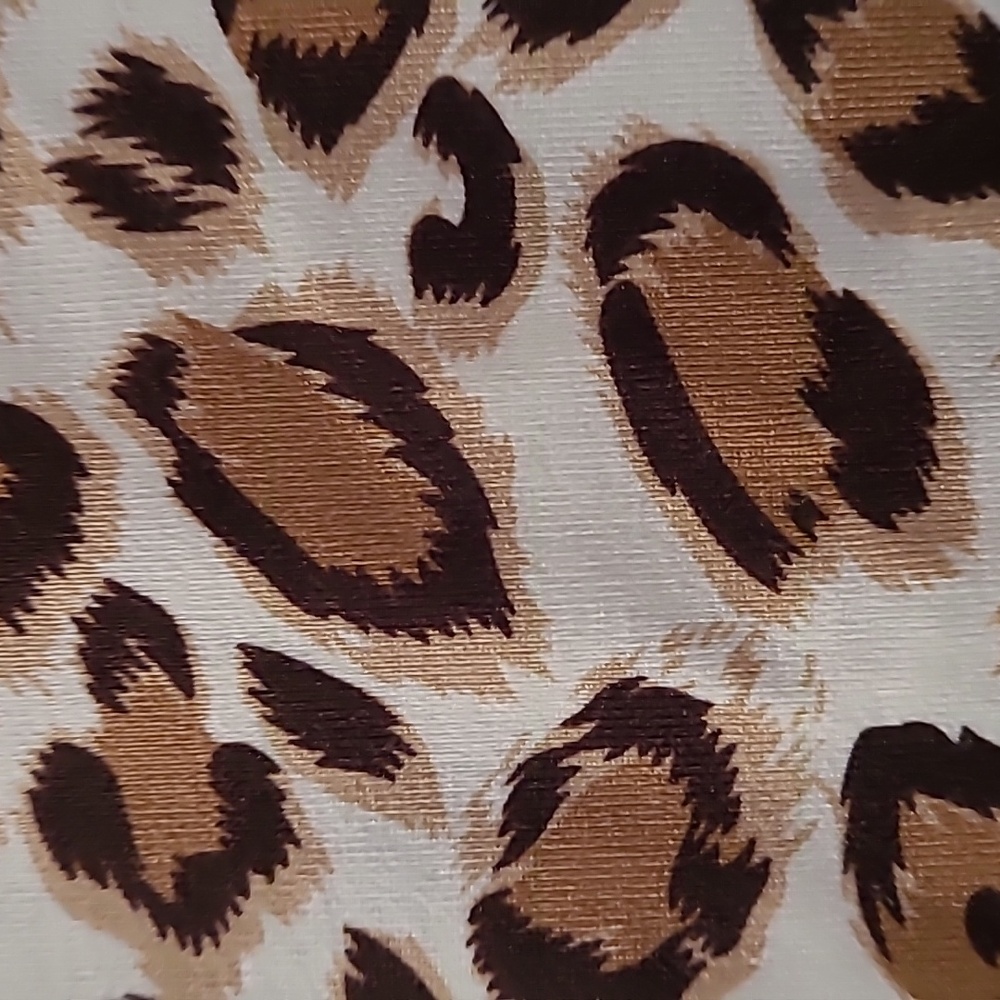 Chico's Leopard Print Microfiber Tank Top Size Large - Picture 7 of 7